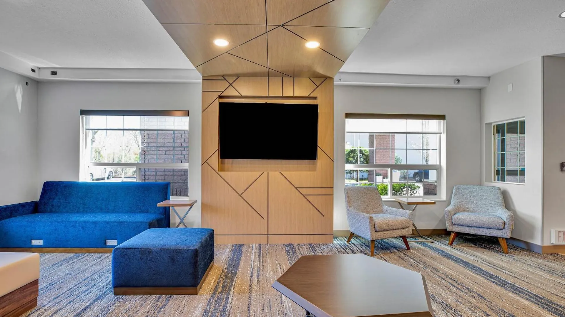***  Holiday Inn Express Hotel & Suites Portland - Jantzen Beach By Ihg United States
