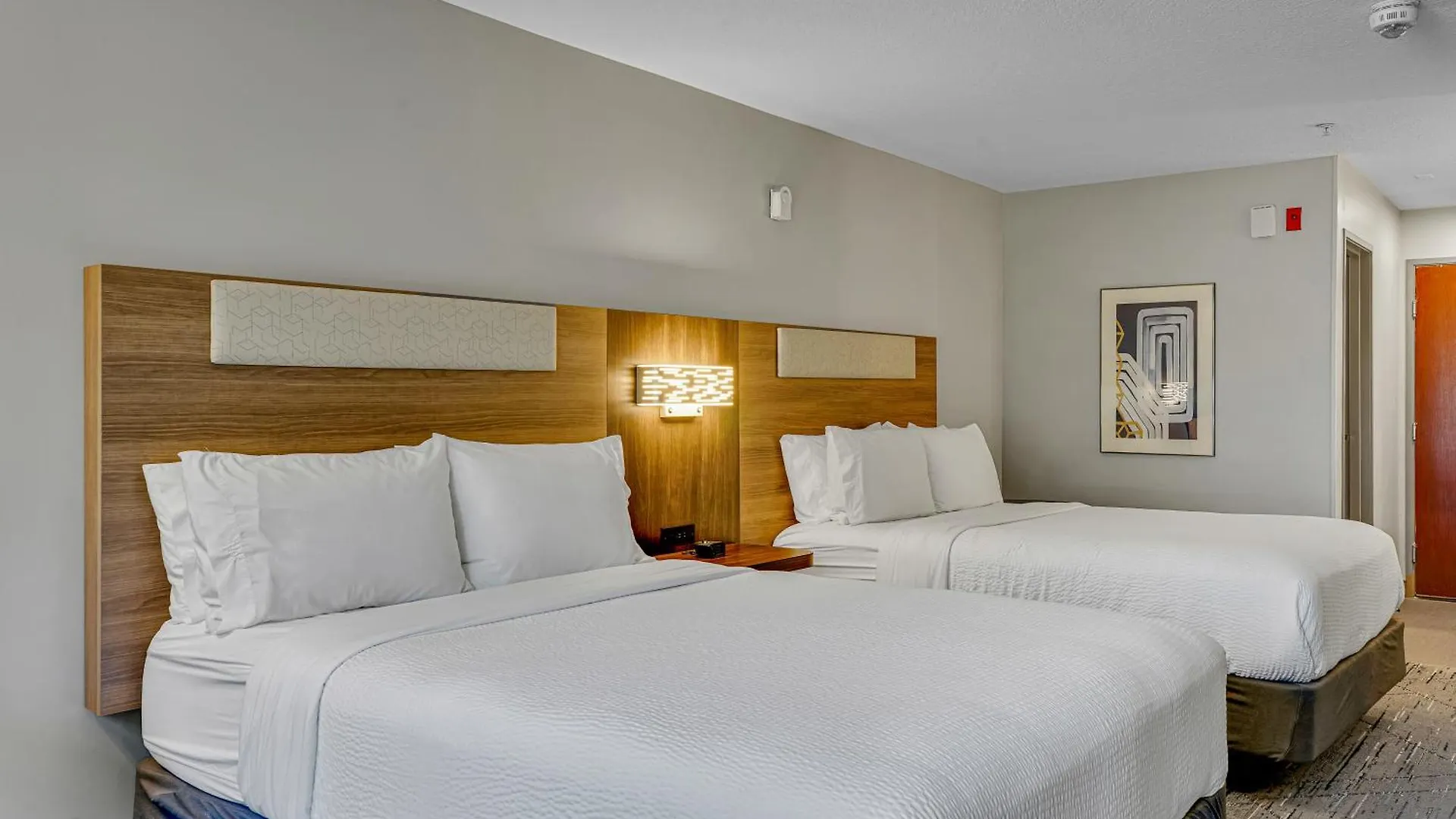***  Holiday Inn Express Hotel & Suites Portland - Jantzen Beach By Ihg United States