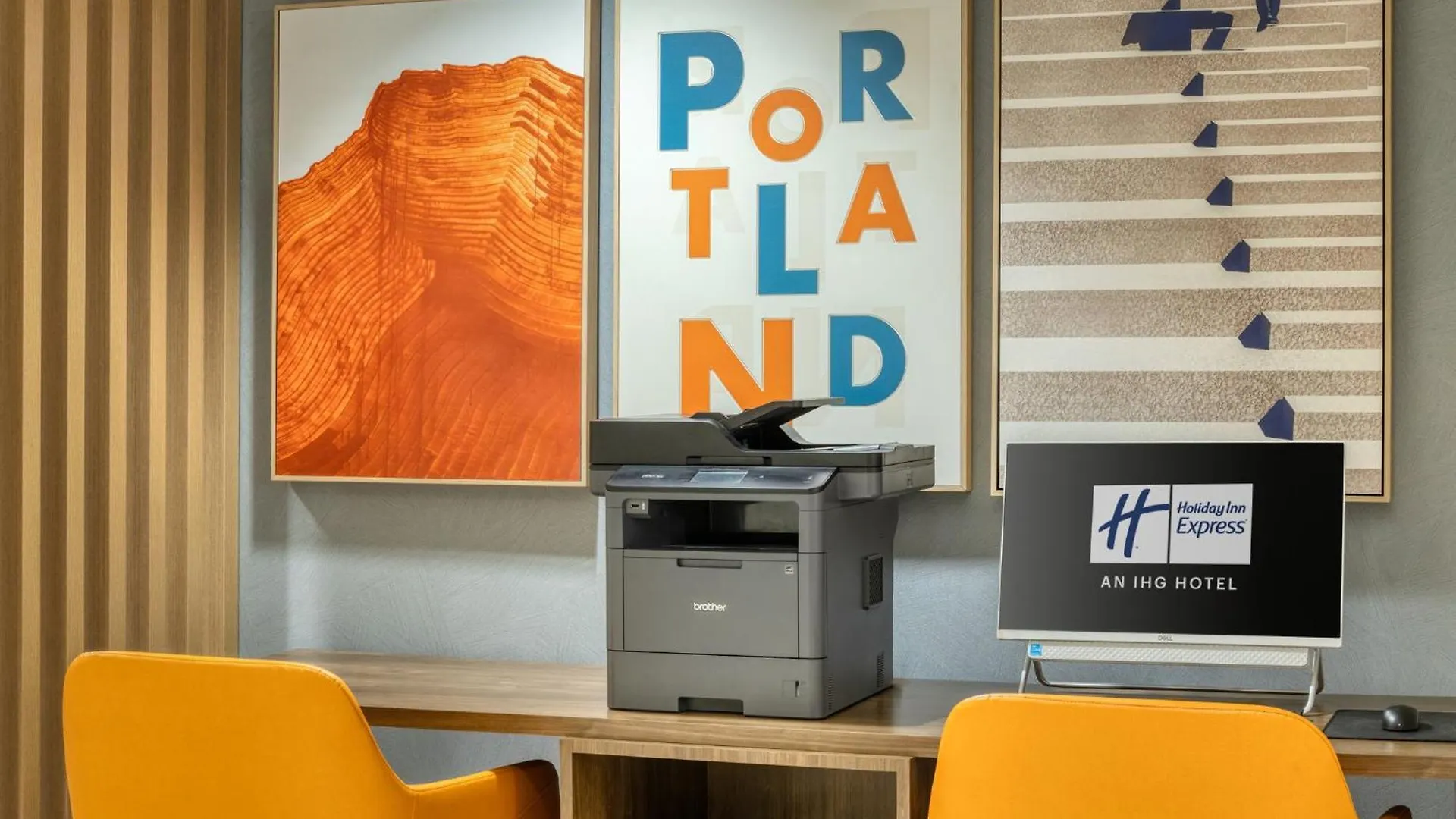 Holiday Inn Express Hotel & Suites Portland - Jantzen Beach By Ihg