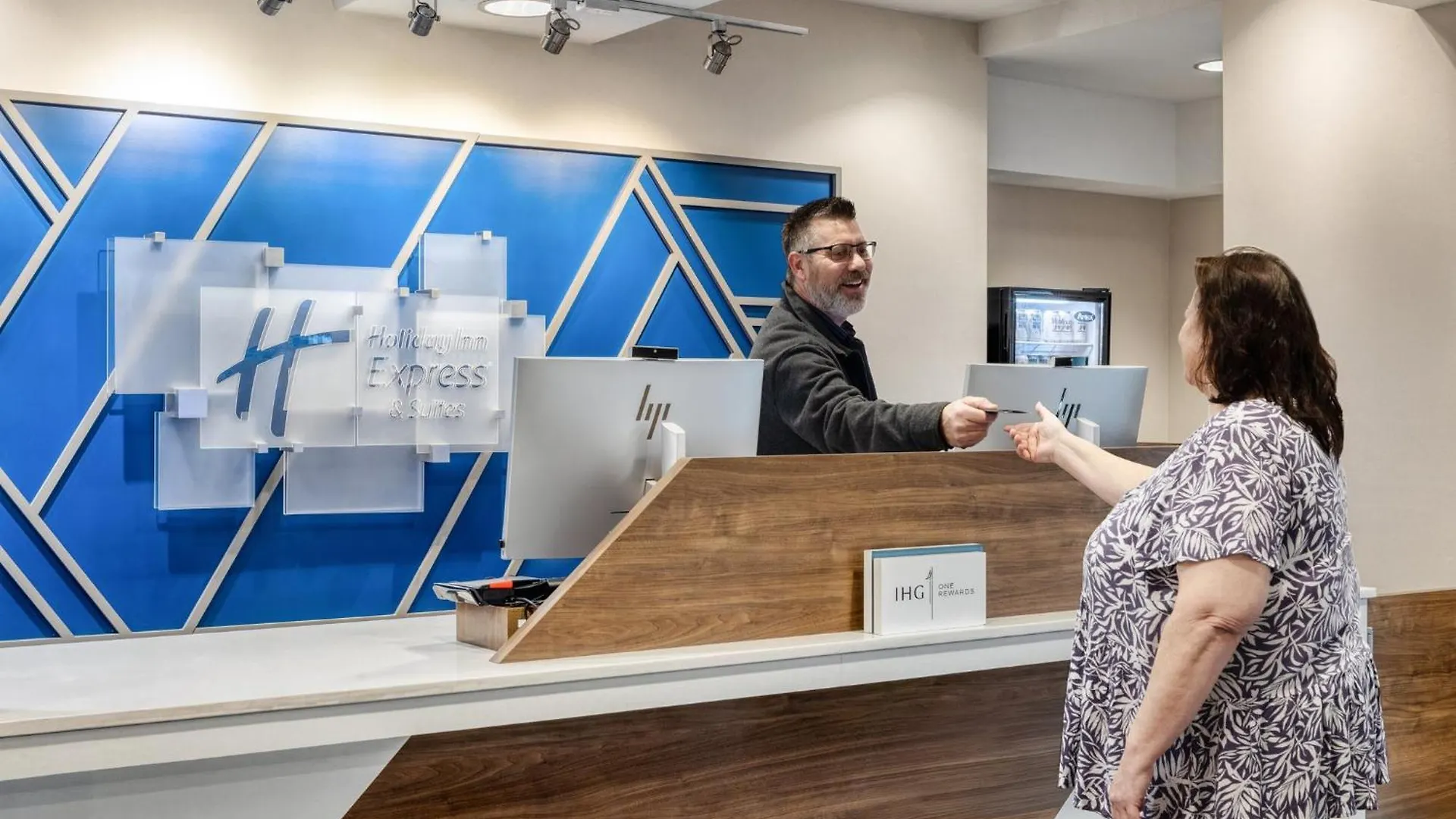 ***  Holiday Inn Express Hotel & Suites Portland - Jantzen Beach By Ihg United States