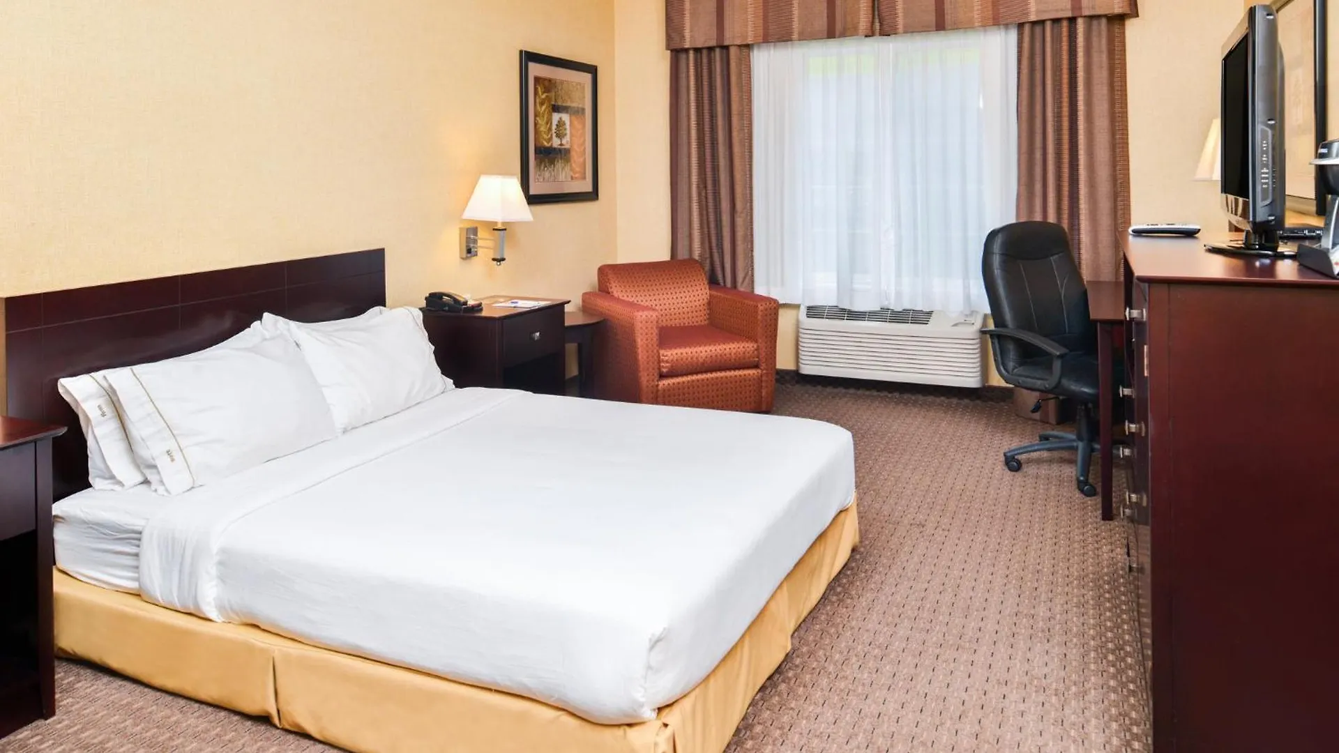 Holiday Inn Express Hotel & Suites Portland - Jantzen Beach By Ihg