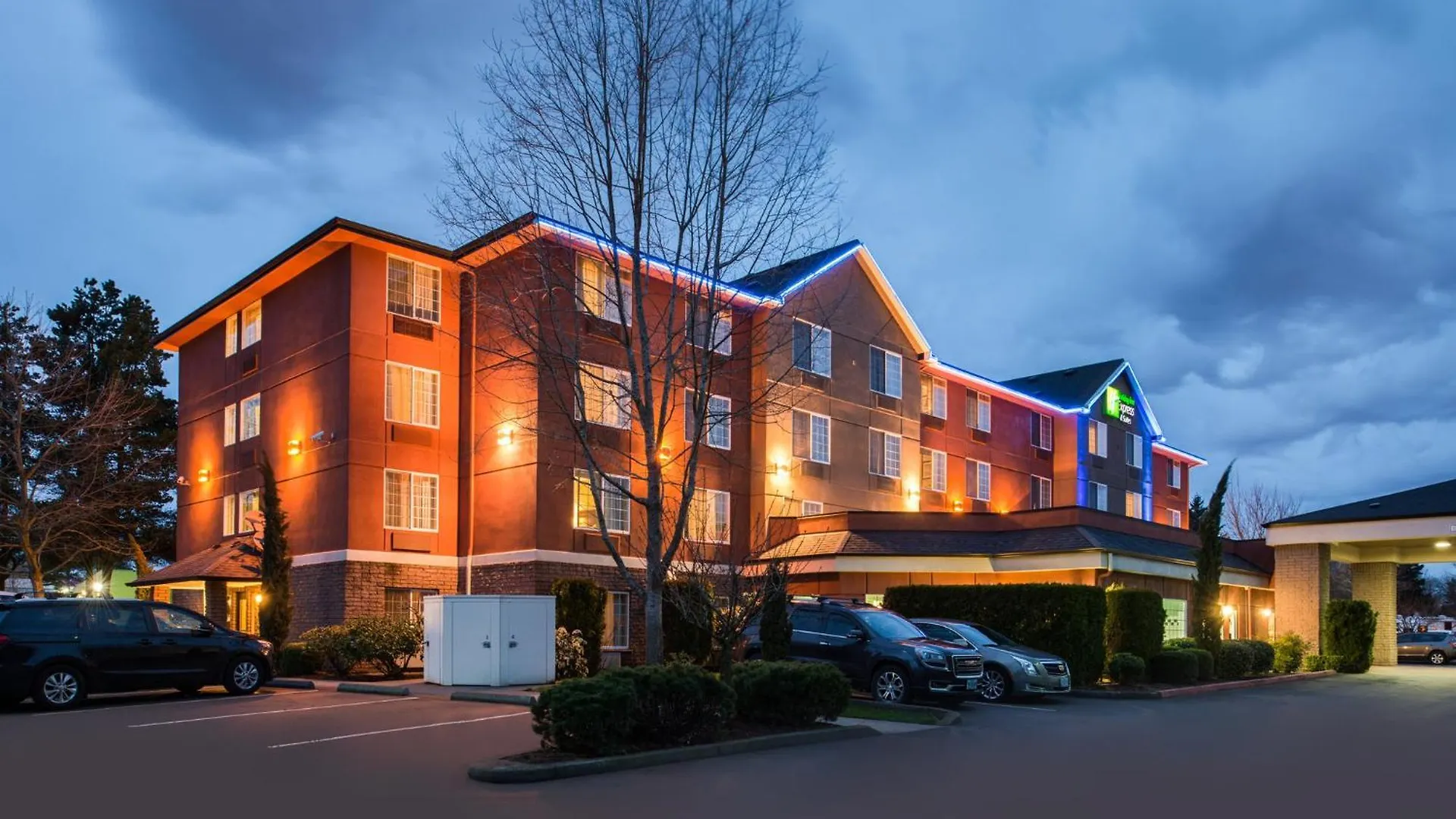 Holiday Inn Express Hotel & Suites Portland - Jantzen Beach By Ihg 3*,