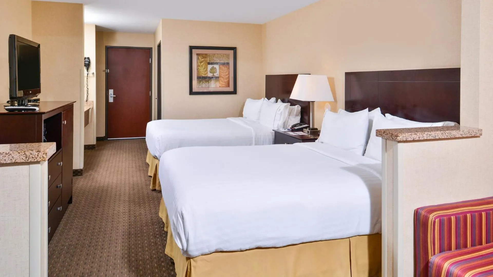 Holiday Inn Express Hotel & Suites Portland - Jantzen Beach By Ihg United States