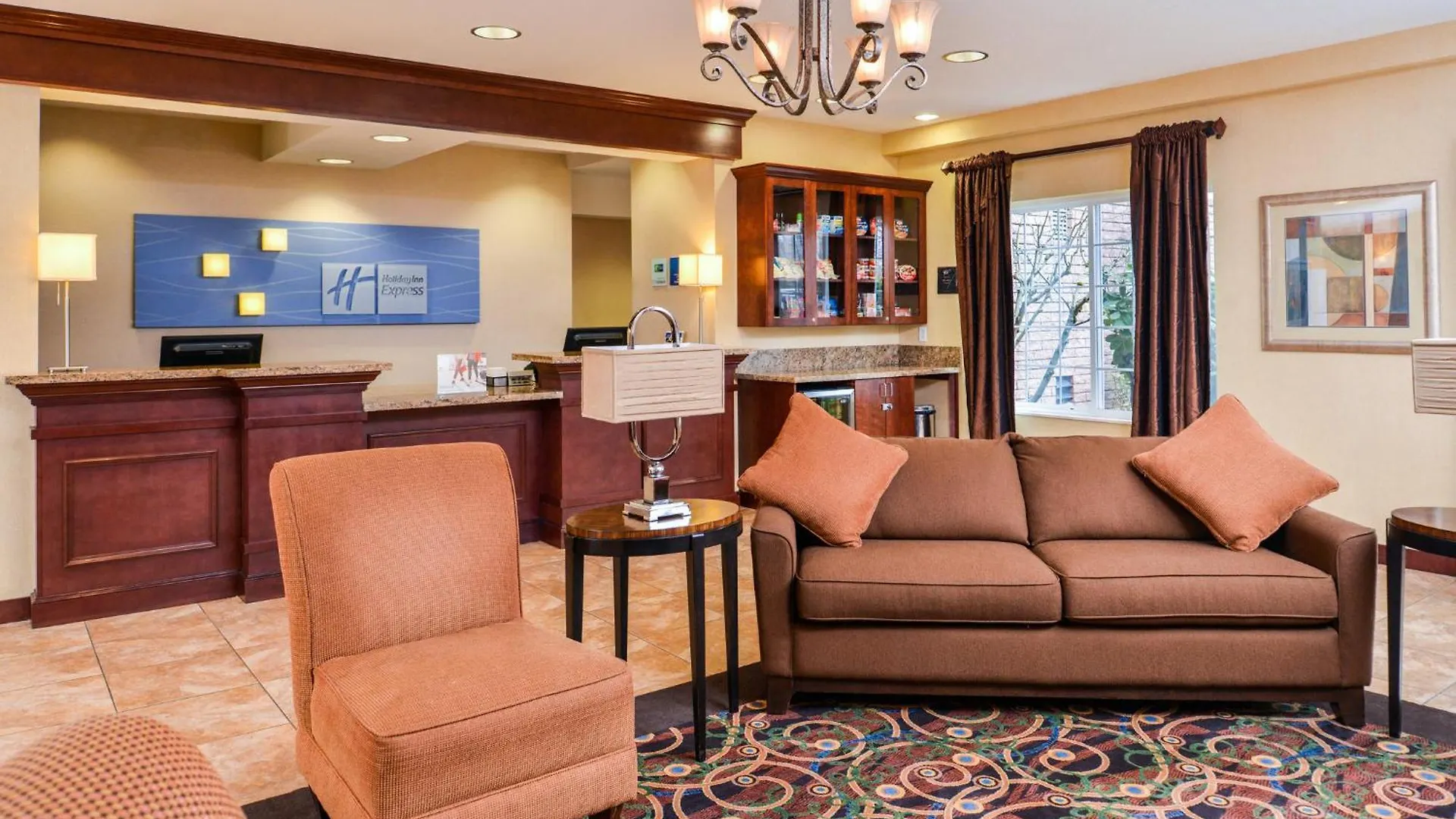 Holiday Inn Express Hotel & Suites Portland - Jantzen Beach By Ihg 3*,