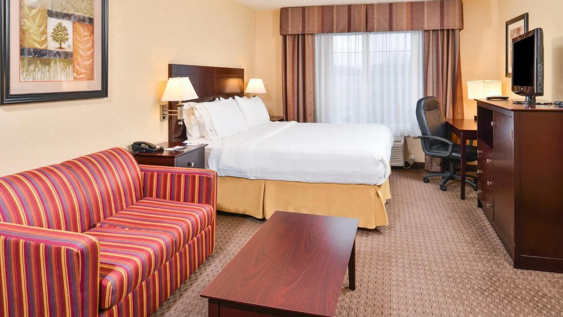 Holiday Inn Express Hotel & Suites Portland - Jantzen Beach By Ihg 3*,